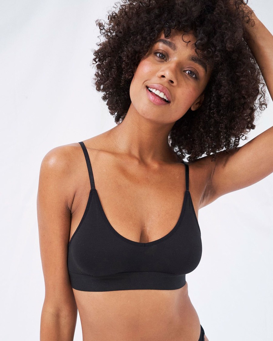 Underwear Stripe & Stare | T-Shirt Bra